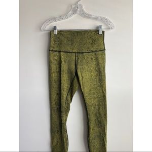 Lululemon leggings